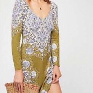 Free People Gabby Mini Dress Long Sleeve V-neck Paisley Print Green Size Small